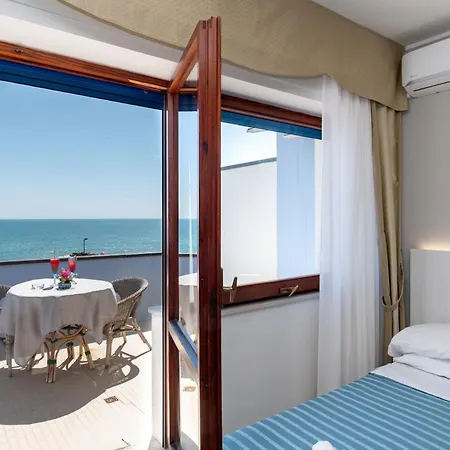 Hotel Galf 3*