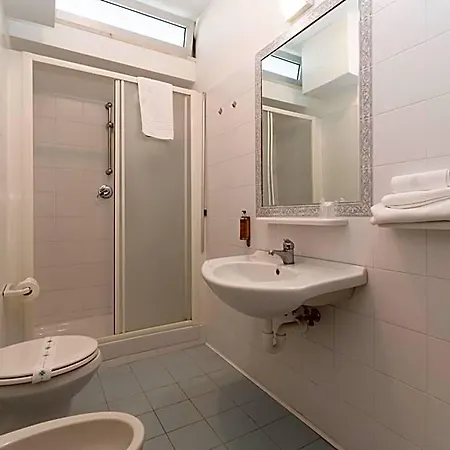 Galf Hotel 3*